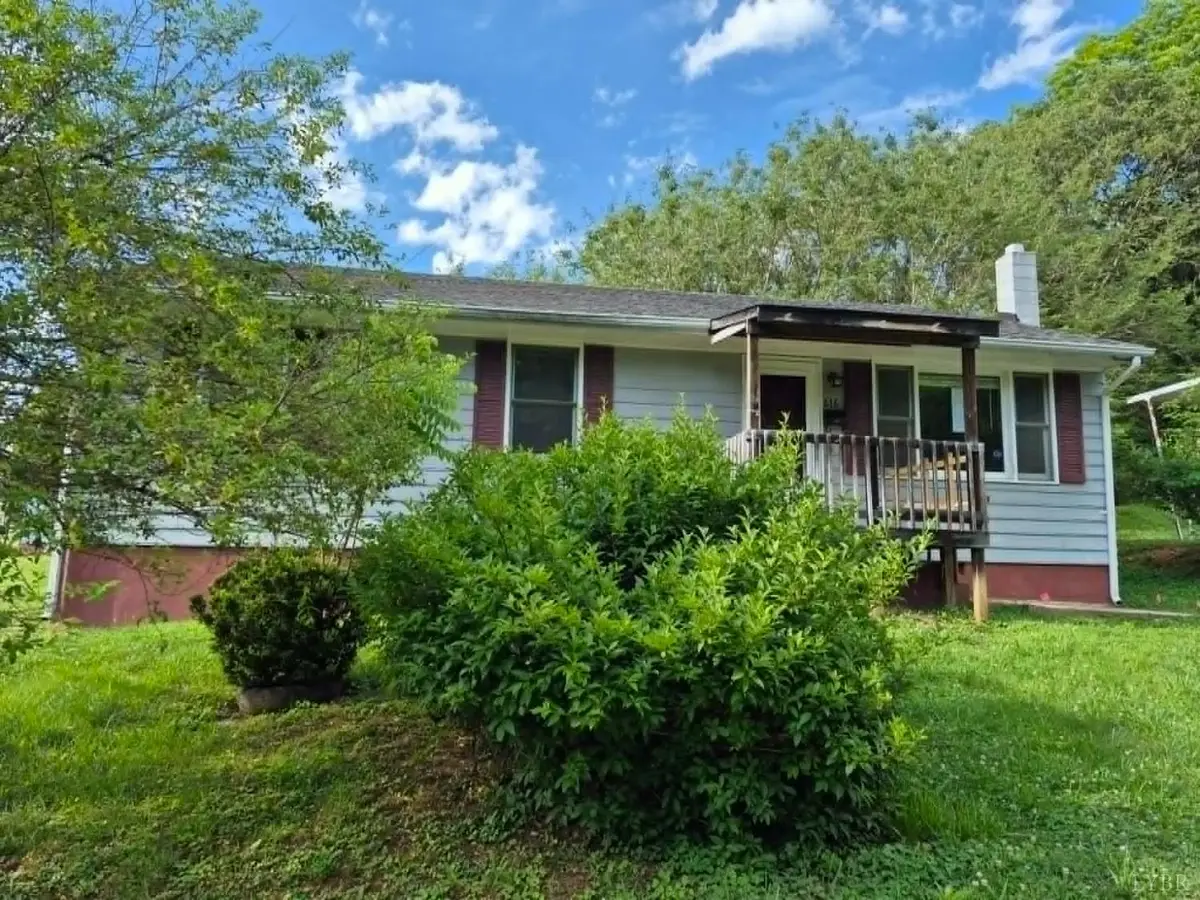 616 Liberty Street, Bedford, VA 24523 - #1