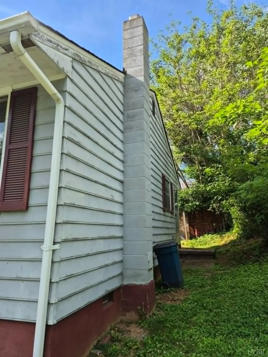 616 Liberty Street, Bedford, VA 24523 - #3