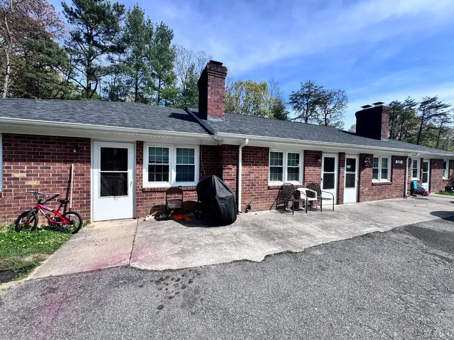 157 Oak Hill Drive, Lynchburg, VA 24502 - #2