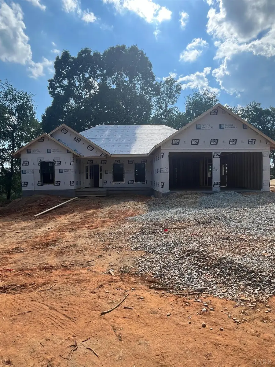 4 Five Forks Road, Bedford, VA 24523 - #2