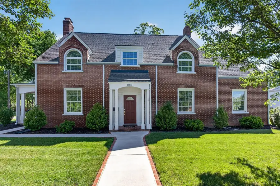 1109 Park St, Bedford, VA 24523 - #2