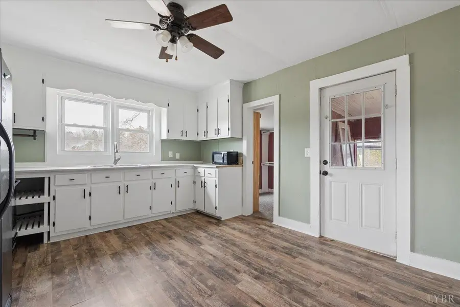 1074 Throckmorton Trail, Scottsburg, VA 24589 - #2
