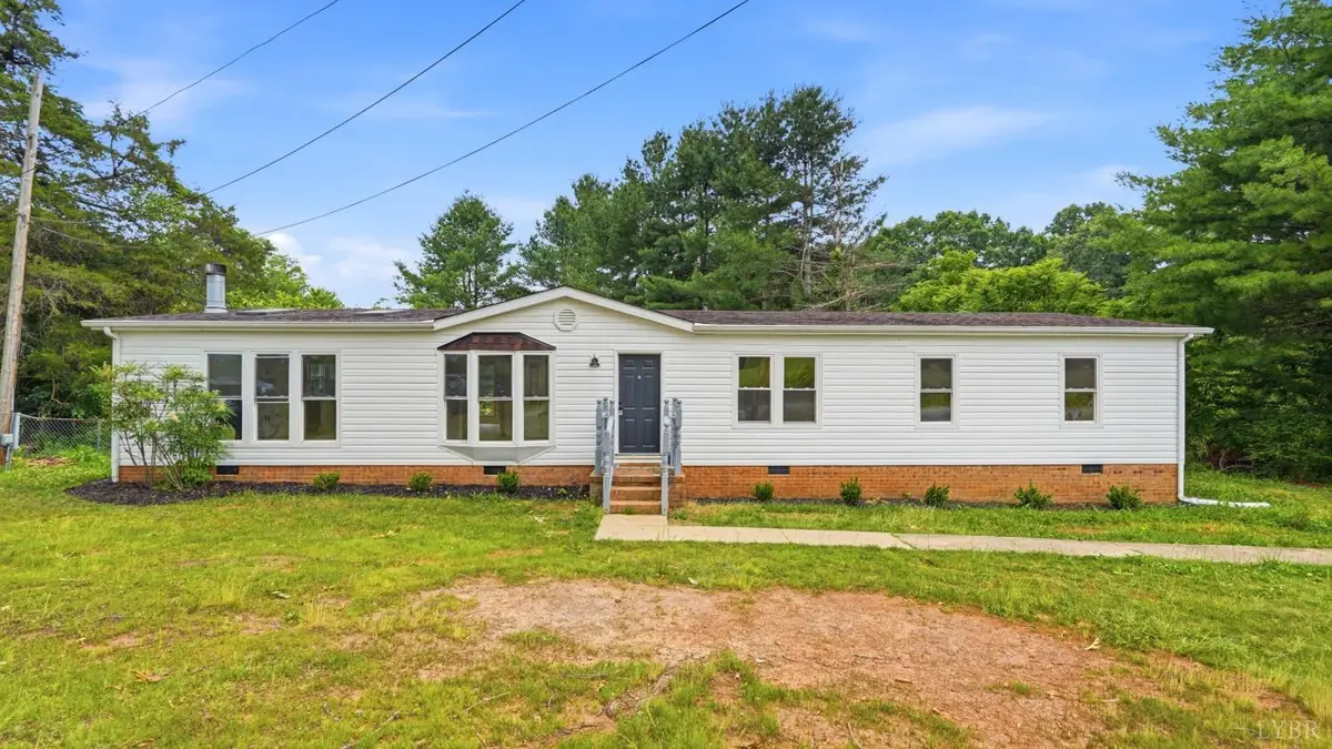 444 Church Street, Appomattox, VA 24522 - #1