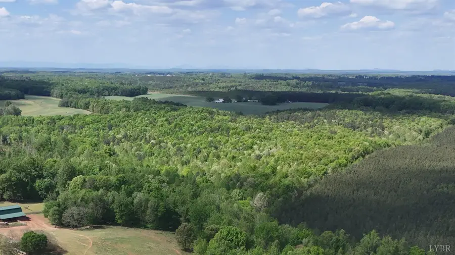 6 Whites Chapel Road, Phenix, VA 23959 - #3