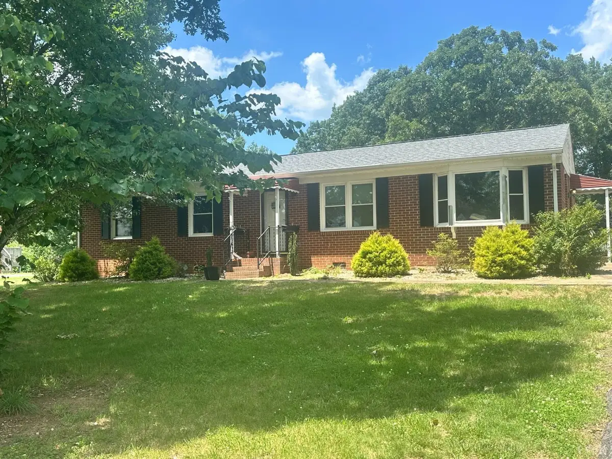 594 Country Estates Road, Appomattox, VA 24522 - #1