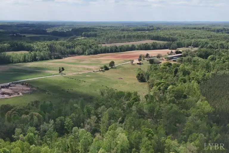 8 Whites Chapel Road, Phenix, VA 23959 - #3
