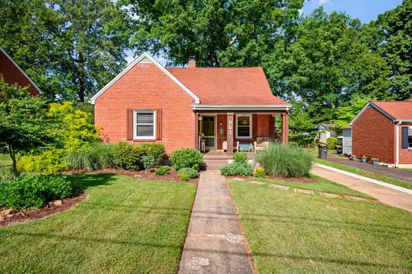903 Westview Drive, Lynchburg, VA 24502