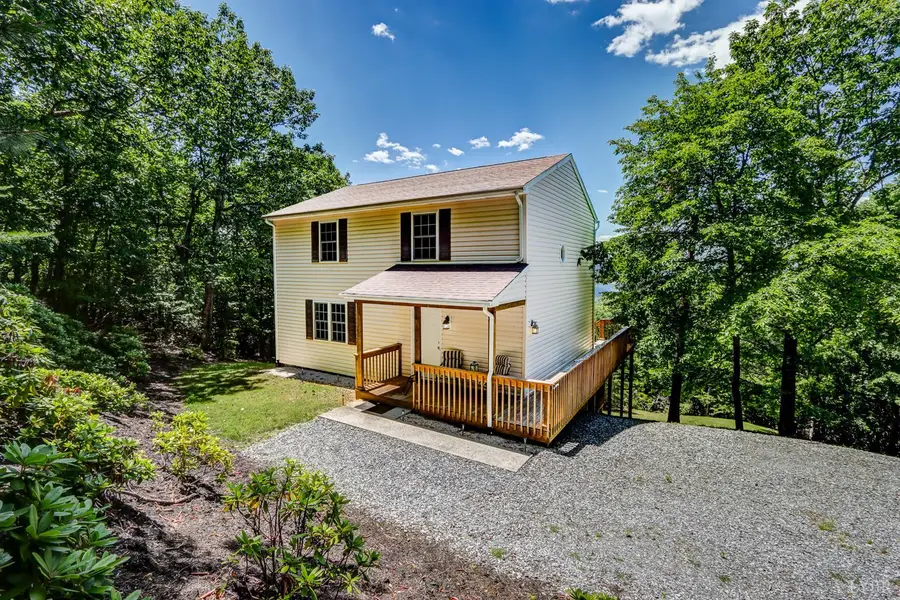 585 Cresthill Road, Lynchburg, VA 24504 - #2