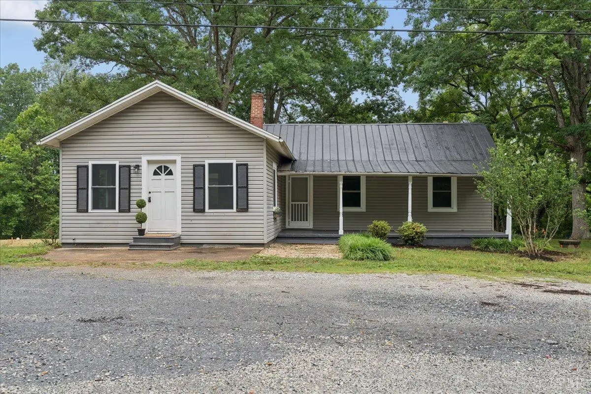 10049 Oakville Road, Gladstone, VA 24553 - #1