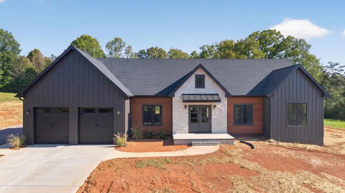 9041 Stonewall Road, Appomattox, VA 24522 - #1