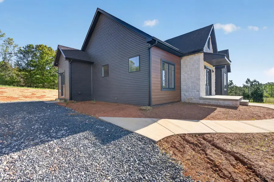 9041 Stonewall Road, Appomattox, VA 24522 - #3