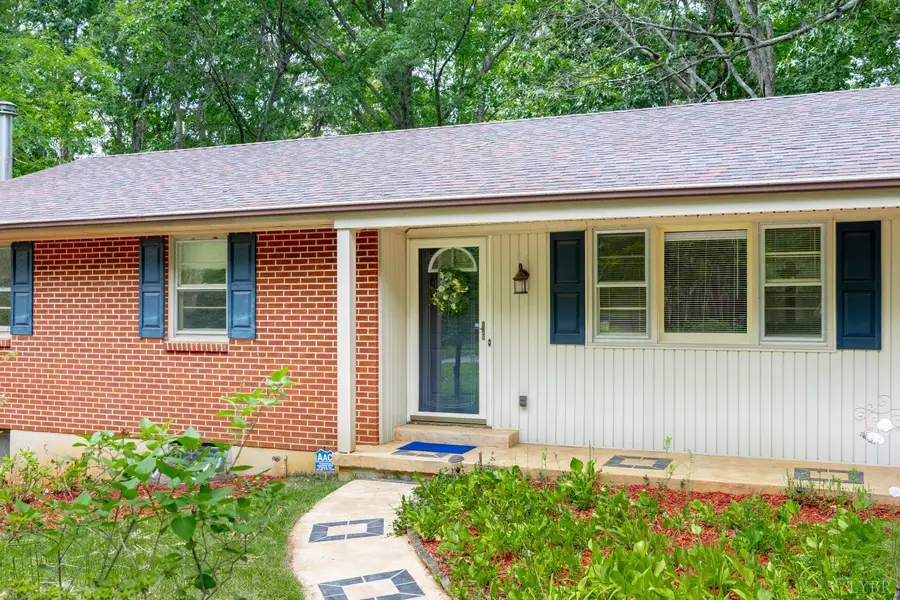 1216 Cedar Hill Drive, Lynchburg, VA 24502 - #2