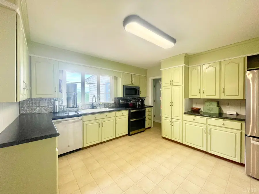 8189 Virginia Byway, Bedford, VA 24523 - #3