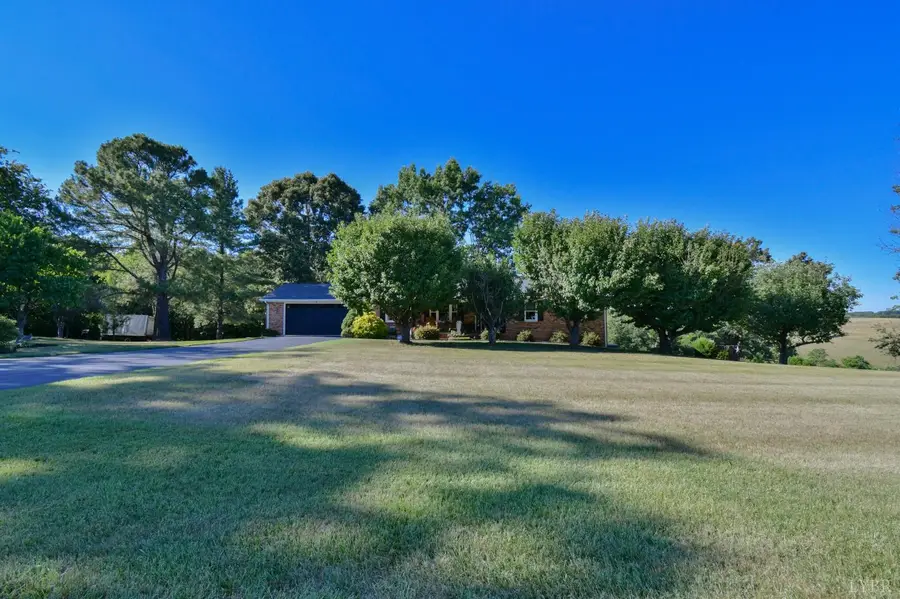6481 Stewartsville Road, Moneta, VA 24121 - #3