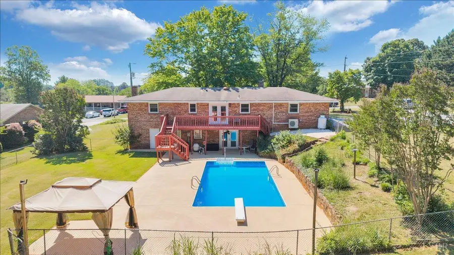 121 Ridgeview Road, Hurt, VA 24563 - #2