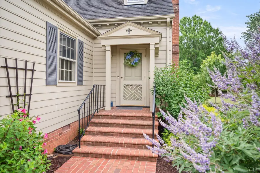 202 Saint James Place, Lynchburg, VA 24503 - #2