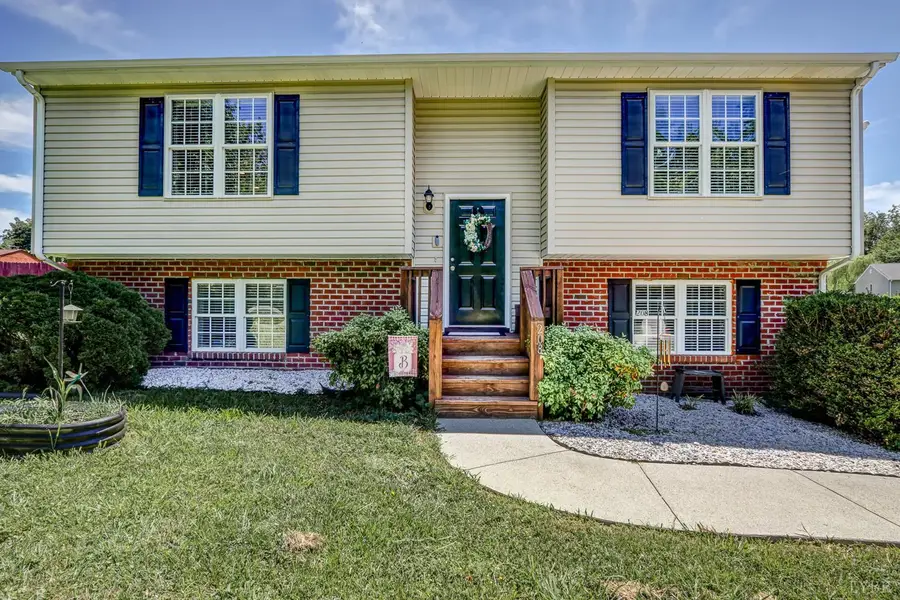 208 Sweeney Circle, Forest, VA 24551 - #3