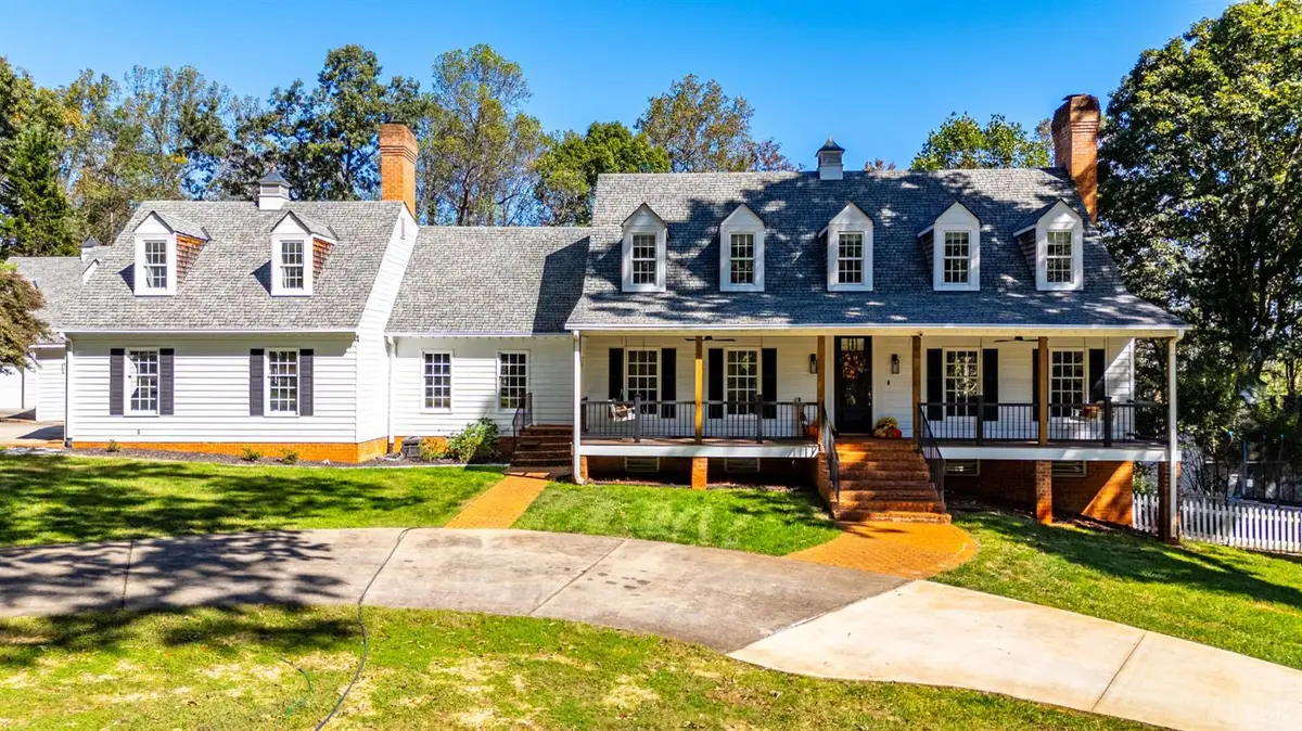 207 Fox Runn Dr, Lynchburg, VA 24503 - #1
