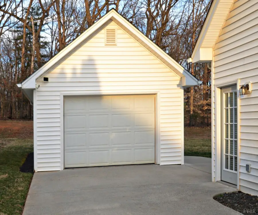 317 Wyndhurst Drive, Lynchburg, VA 24502 - #2