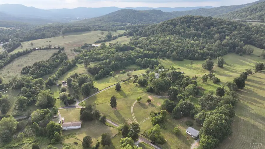 2225 Irving Road, Thaxton, VA 24174 - #2