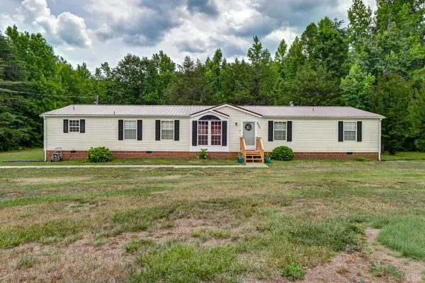 5648 Moons Road, Long Island, VA 24569