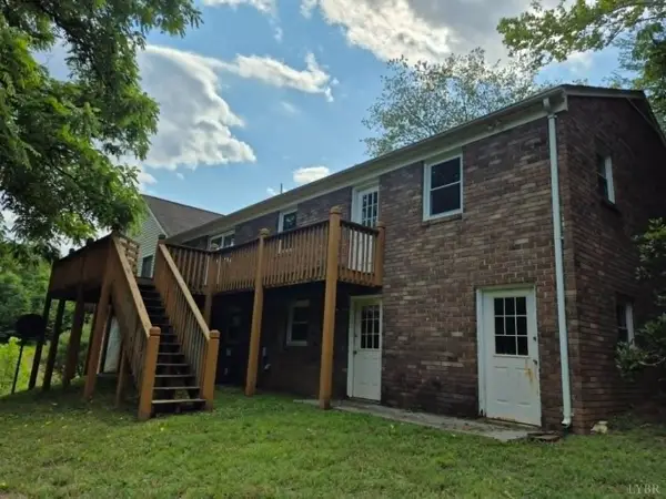 1243 Thornbird Place, Huddleston, VA 24104