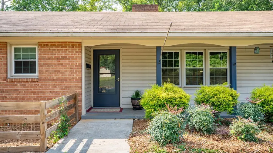 2305 Hawthorne Road, Lynchburg, VA 24503 - #2