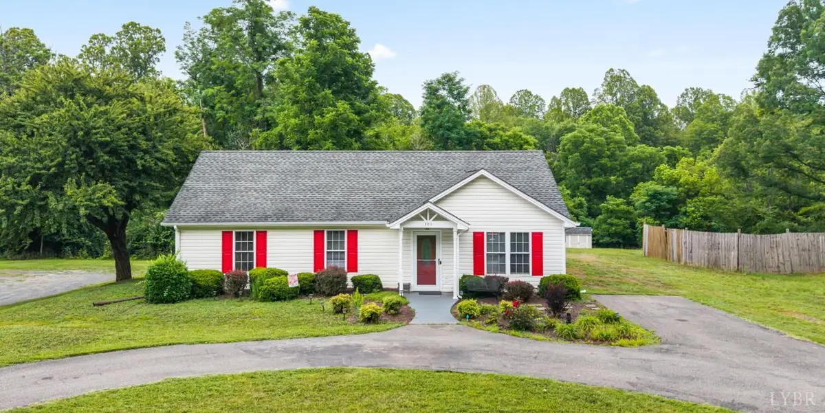 301 Lakeview Drive, Madison Heights, VA 24572 - #1