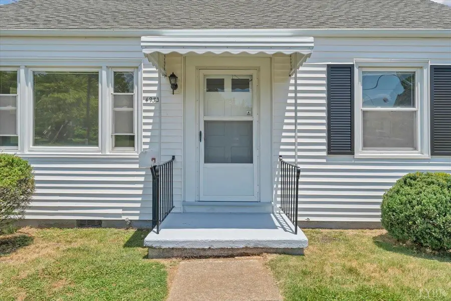 4933 NE Hildebrand Road, Roanoke, VA 24012 - #2