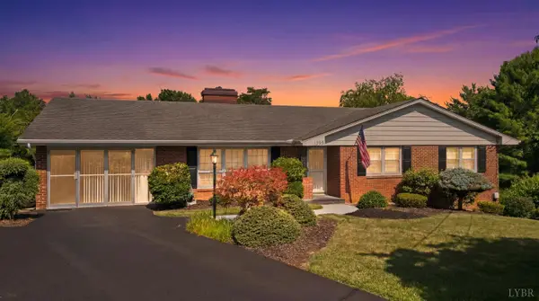 1393 Pleasant View St., Staunton, VA 24401