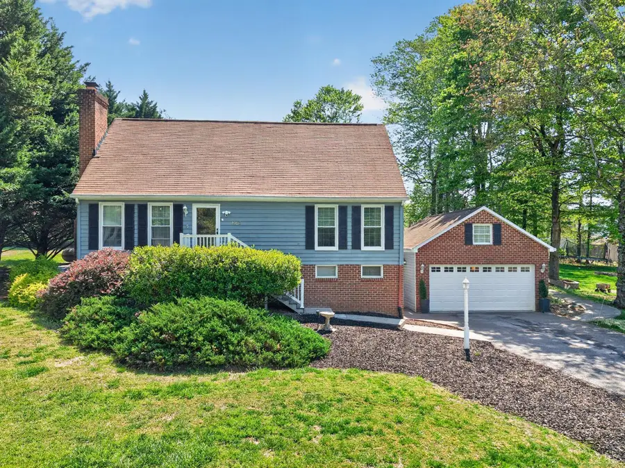 1002 Oxford Point, Lynchburg, VA 24502 - #2