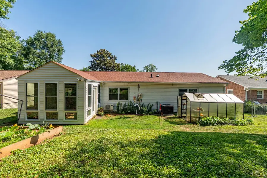 3425 Westbrook Circle, Lynchburg, VA 24501 - #3
