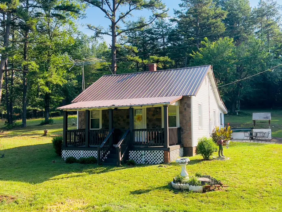 2009 Level Run Road, Hurt, VA 24563 - #2