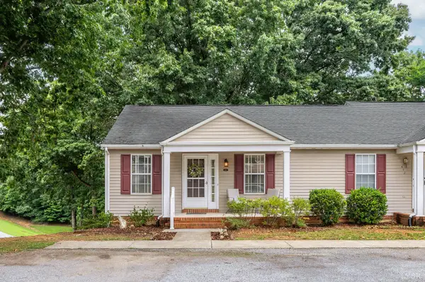 401 Royal Gardens Court, Madison Heights, VA 24572