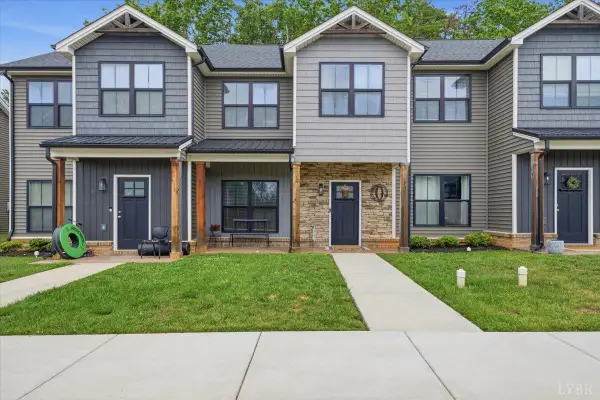 138 Sunburst Villa Drive, Evington, VA 24550