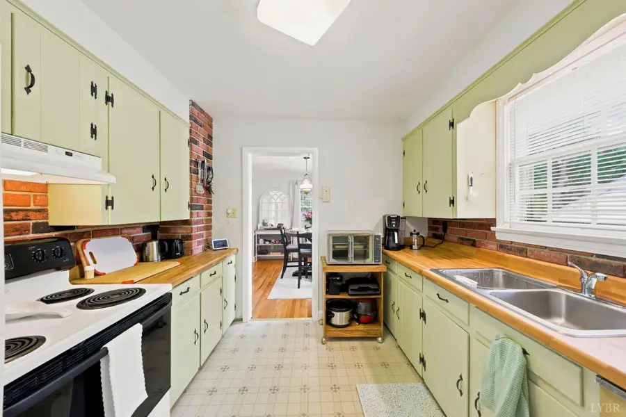 616 Sussex Street, Lynchburg, VA 24501 - #3