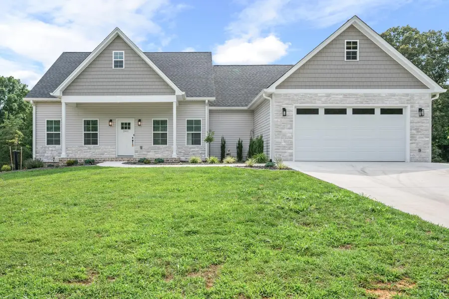 2831 Everett Road, Forest, VA 24551 - #2