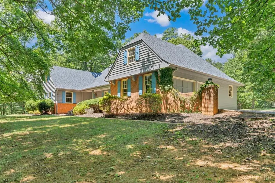 417 Stonebridge Drive, Blue Ridge, VA 24064 - #2