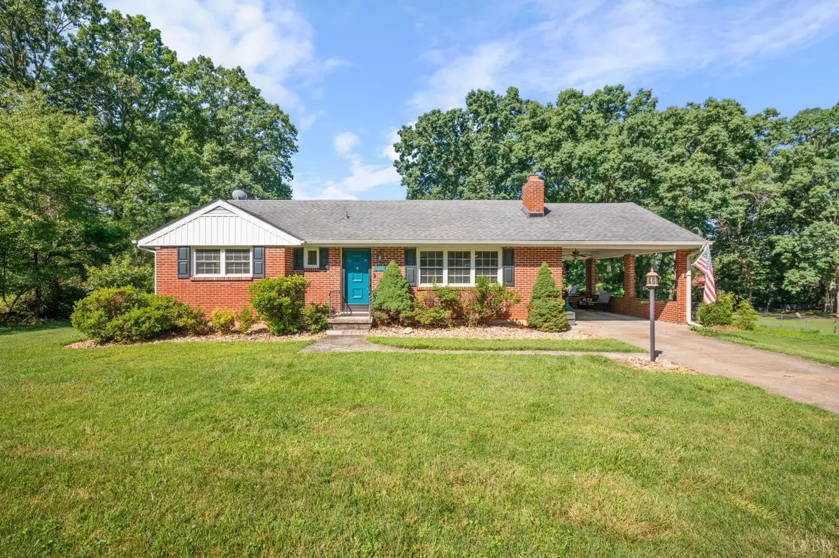 1228 Lakeview Drive, Lynchburg, VA 24502 - #1