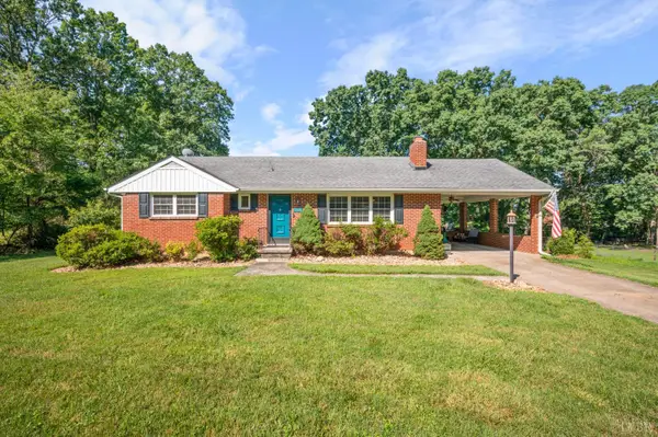 1228 Lakeview Drive, Lynchburg, VA 24502