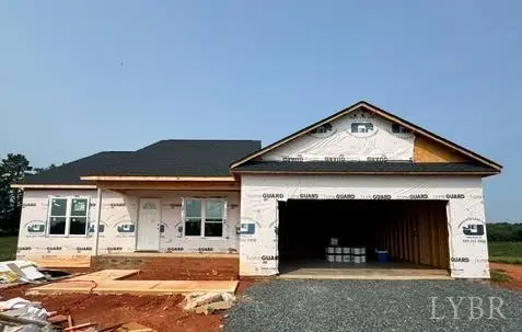1807 Horseshoe Road, Appomattox, VA 24522