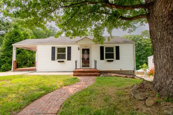1107 Poplar Street, Bedford, VA 24523