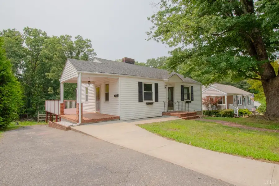 1107 Poplar Street, Bedford, VA 24523 - #2