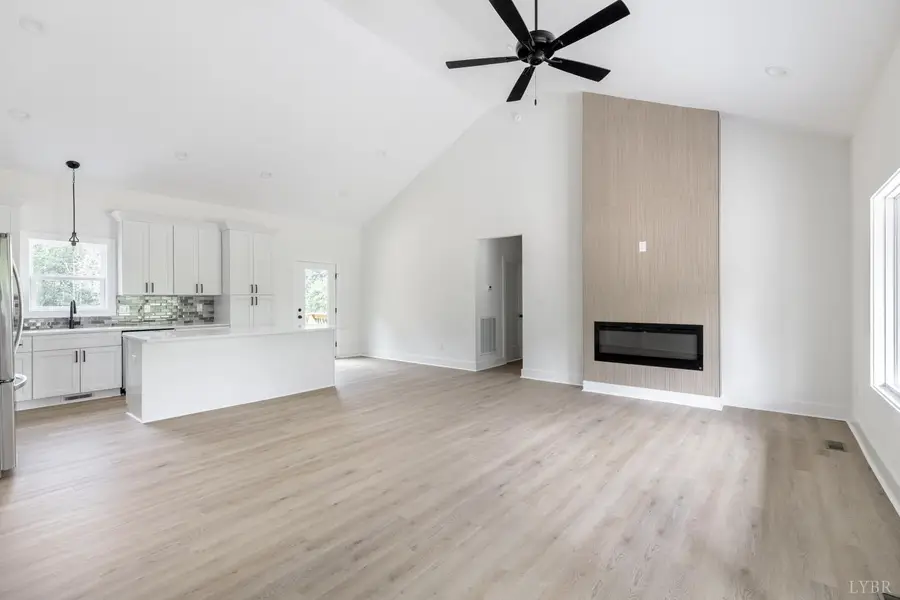 2638 Twin Lake Dr, Bedford, VA 24523 - #3