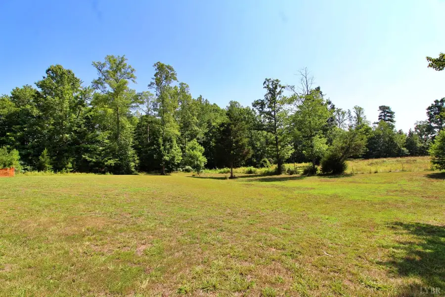 444 Rosewood Lane, New Canton, VA 23123 - #2