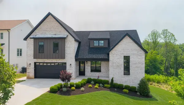 922 Elmwood Avenue, Lynchburg, VA 24503