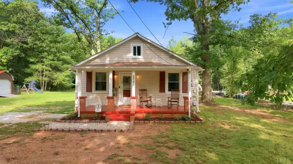 1743 Police Tower Rd, Appomattox, VA 24522