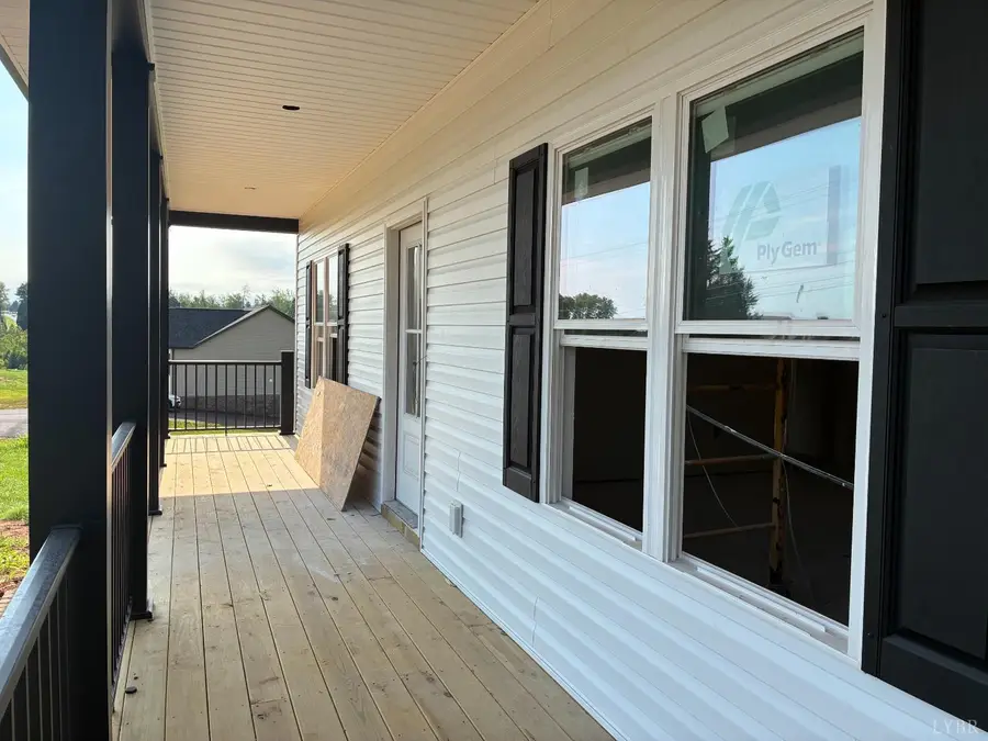 8 Stratford Road, Concord, VA 24538 - #3