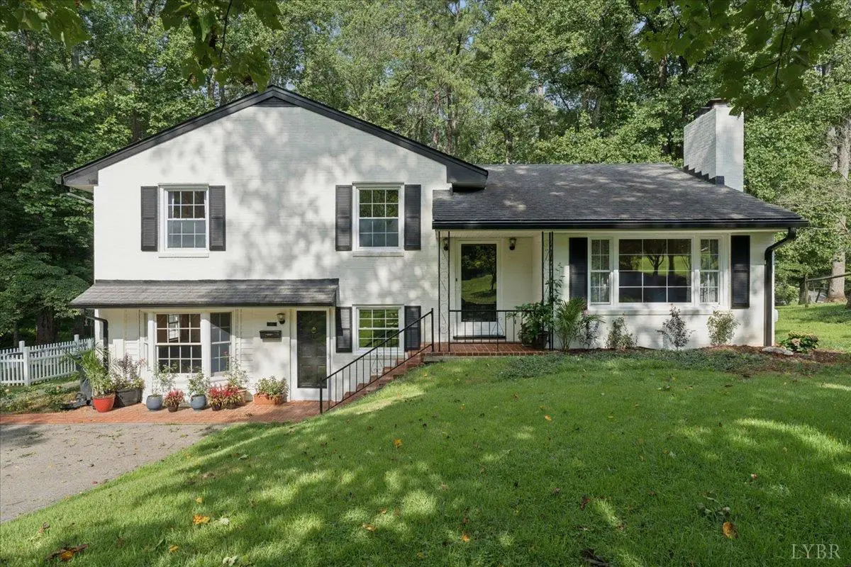 921 Peaksview Street, Bedford, VA 24523 - #1