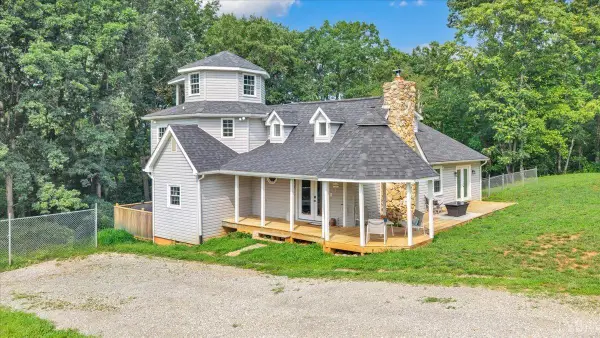 2154 Diamond Hill Road, Moneta, VA 24121